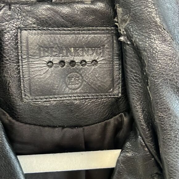 Black BLANKNYC Leather Jacket - Black w Silver Zippers Size XS Ripping on Coller - Picture 5 of 9